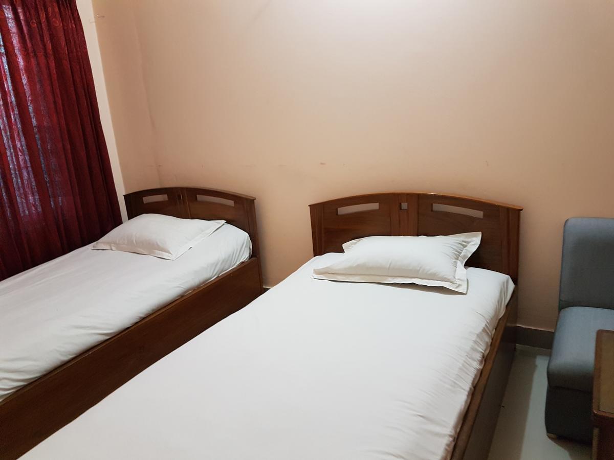Hotel Diamond Park Dakhin Kattali Εξωτερικό φωτογραφία