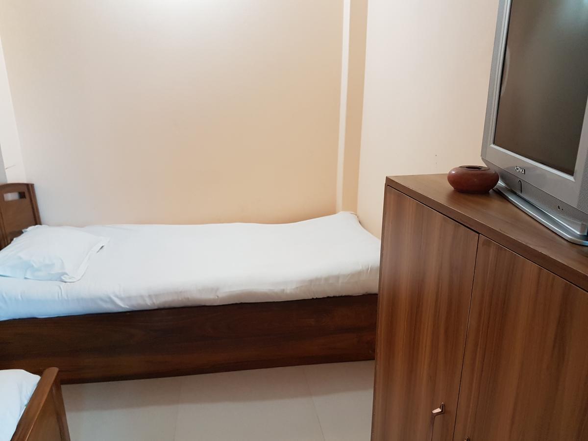 Hotel Diamond Park Dakhin Kattali Εξωτερικό φωτογραφία
